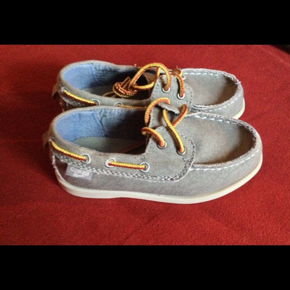 Kids OshKosh Deck Shoes - Picture 1 of 3
